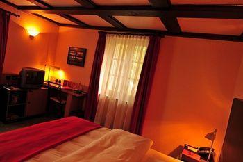 Hotel Am Ruhrufer Business & Golf Mülheim an der Ruhr Екстериор снимка